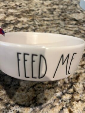 NWOT Rae Dunn FEED ME  Pet Bowl - Small Pets